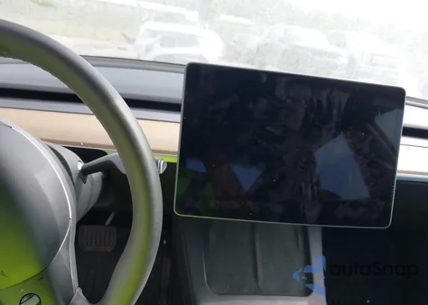 2023 Tesla Model 3 Rear-Wheel Drive z USA, uszkodzony, nr VIN 5YJ3E1EA1PF613424